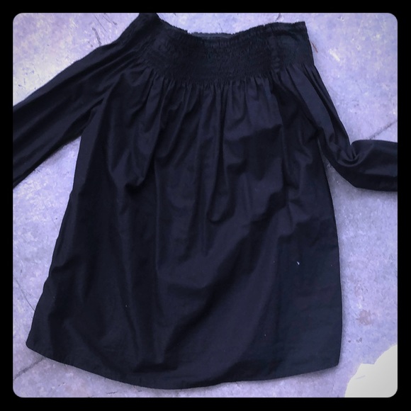 Zara Ruched Off the Shoulder Top - Picture 2 of 3